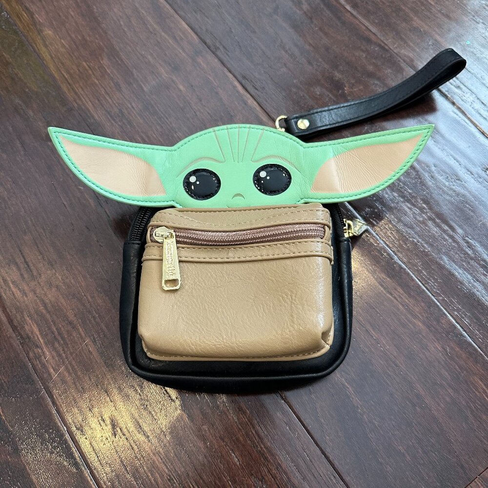 Loungefly Star Wars The Child/Grogu/Baby Yoda Wristlet with Band